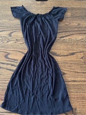 Garage Black Off-Shoulder Ribbed Midi Dress